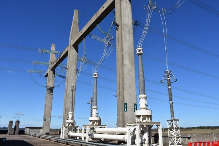 Paraguay culmina infraestructura para retirar energía de Yacyretá y abre paso a la industrialización del país Paraguay culmina infraestructura para retirar energía de Yacyretá y abre paso a la industrialización del país