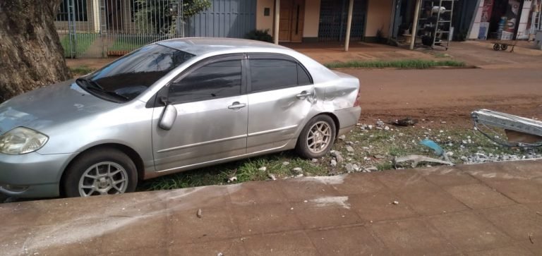 Accidente de tránsito dejó importantes daños materiales en Capitán Miranda
