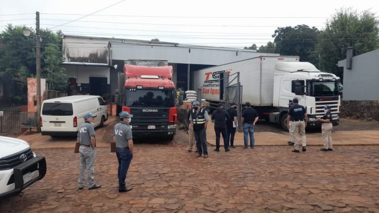 Encarnación: Buscan prendas que sup. Ingresaron de contrabando al país