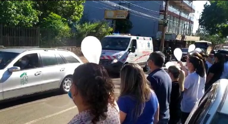 Dieron el adiós a enfermera que falleció a consecuencias del Covid-19
