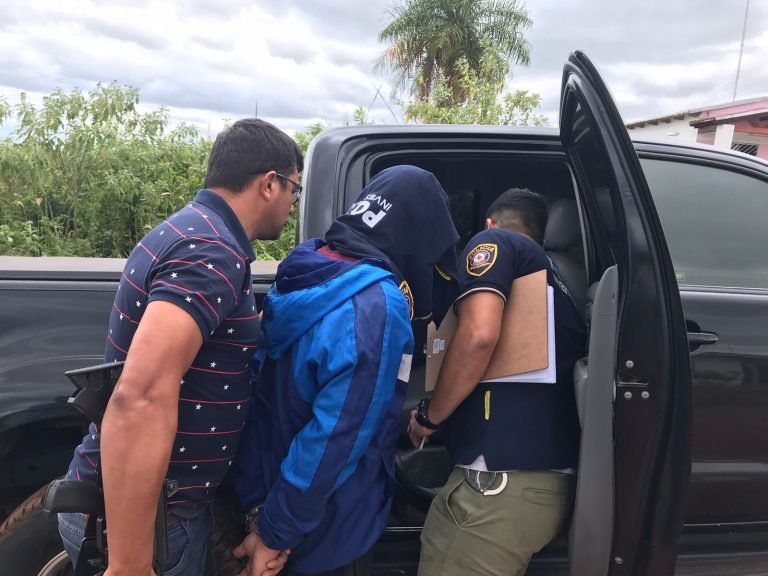 Detienen a presunto autor de hurto a una farmacia