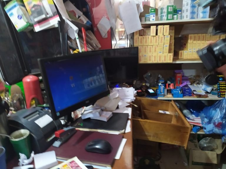 Malvivientes se llevaron millonaria suma de dinero del interior de un local