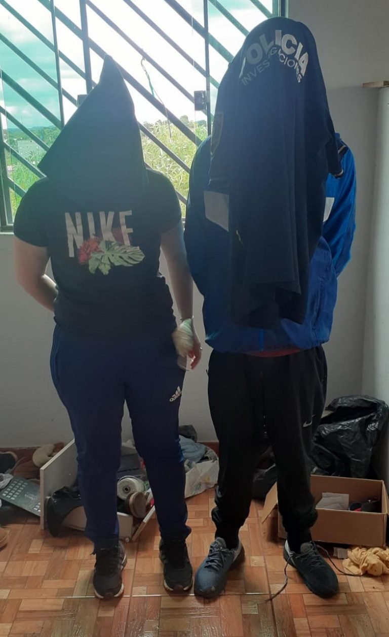 Tras allanamiento detienen a pareja quienes estarían involucrados en hechos delictivos