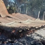 Incendio consumió por completo una humilde vivienda en Hohenau Km 5