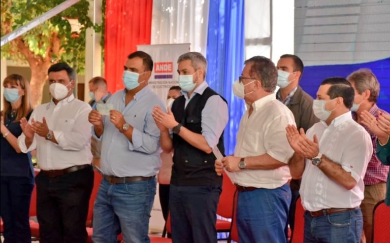 Un total de 3.171 millones en educación, producción y obra, recibió a través de la EBY el departamento Caazapá Un total de 3.171 millones en educación, producción y obra, recibió a través de la EBY el departamento Caazapá