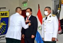 Director de Yacyretá recibe la “Medalla de Honor de la Escuela de Comando y Estado Mayor del Ejército”