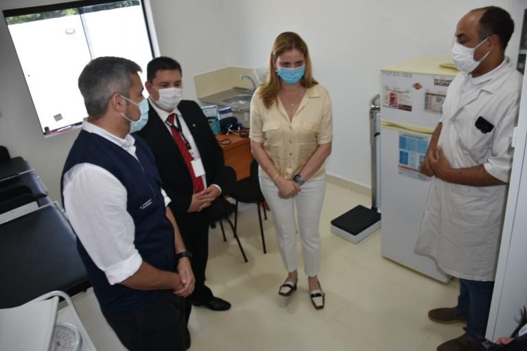 Gobierno acerca el servicio de salud a la gente habilitando USF en populoso barrio de Pilar, con apoyo de la EBY