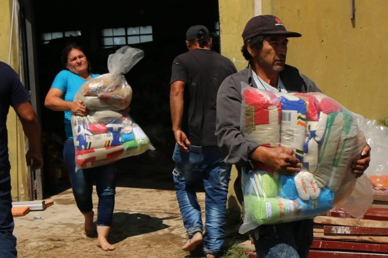 Se inicia asistencia a pescadores del Ñeembucú