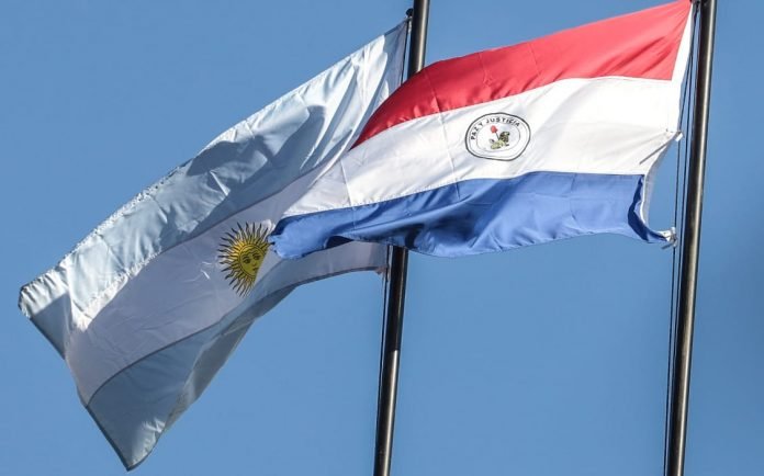 Bandera-Paraguay-Argentina