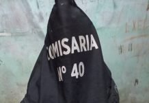 MIDIENDO FUERZAS EN UN «TORNEO DE PULSEADAS» Y FUE VICTIMA DE HURTO