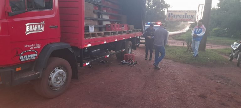 A BOTELLAZOS REPARTIDORES IMPIDIERON SER VÍCTIMAS DE ASALTO