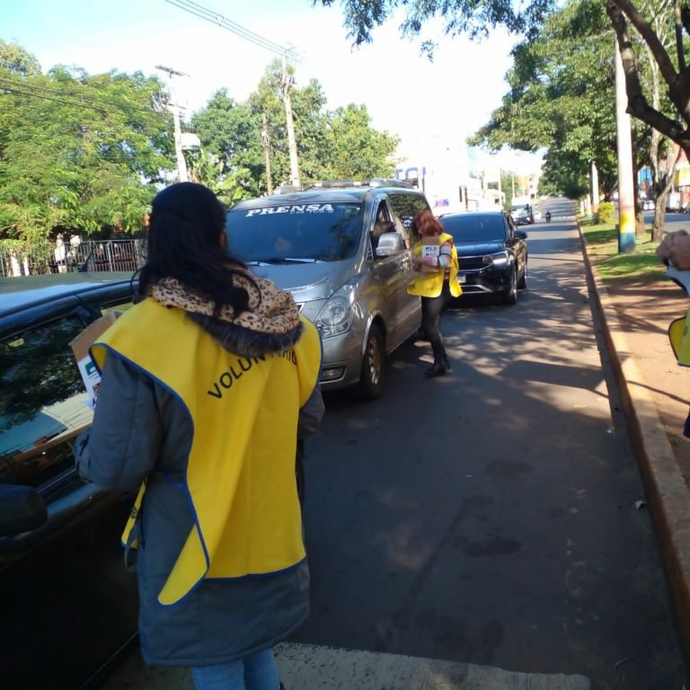 POSITIVA RESPUESTA DE LA CIUDADANÍA A FAVOR DE LA COLECTA DEL CENADE POSITIVA RESPUESTA DE LA CIUDADANÍA A FAVOR DE LA COLECTA DEL CENADE