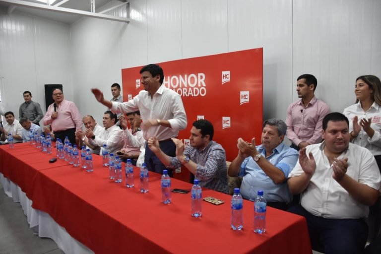 REFERENTES Y CANDIDATOS DE ITAPÚA SE REUNIERON CON LÍDERES DE HONOR COLORADO