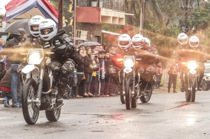grupo-Lince-en-Paraguari-presentacion-Cartes-4