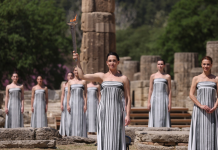 En Grecia se encendió la llama olímpica camino a París