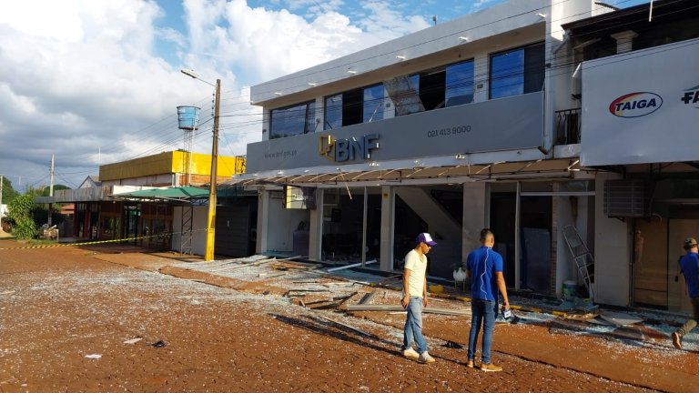 ASALTO AL BANCO BNF DE NATALIO
