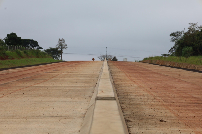 Hito: ruta Concepción-Vallemí será la primera vía pavimentada con hormigón