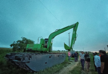 EBY inicia tarea de limpieza del cauce natural del arroyo “Las Hermanas” en Ñeembucú