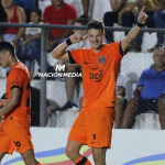 El «Toro» Bruera embiste a General Caballero y le da un triunfo clave a Olimpia