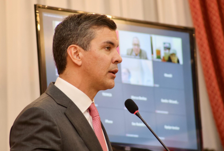 Presidente sobre pago argentino: “Estamos muy contentos, pero seguimos luchando” para darle sostenibilidad a la EBY