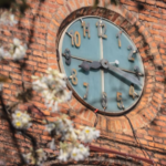 Horario de verano todo el año: Gremios docentes rechazan proyecto