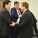 Funcionarios de la Asesoría Jurídica de la EBY inician diplomado de especialización