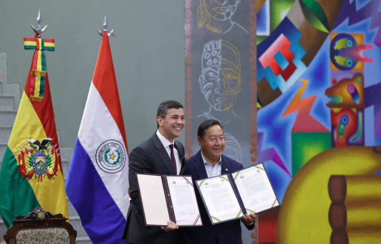 Acuerdos de cooperación científica y migratoria firmaron presidentes de Paraguay y Bolivia