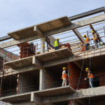 Avanza en Luque construcción de departamentos económicos por parte del MUVH
