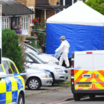 Conmoción en Londres: con una ballesta, joven mató a tres mujeres