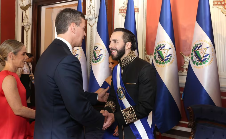 Congreso salvadoreño autoriza el viaje a su Presidente a nuestro país