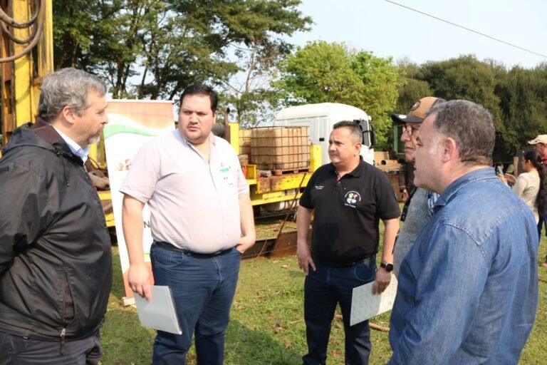 Yacyretá inició excavación de pozos artesianos en dos localidades de Carlos Antonio López, Itapúa