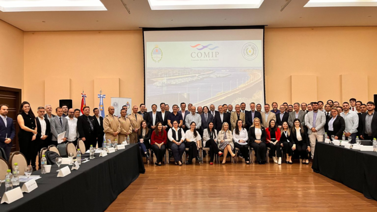 COMIP acuerda acciones para mejorar navegabilidad del Paraná ante coyuntura climática