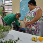 MPL se capacitan en técnicas de deshidratación de flores, frutos y hierbas aromáticas y medicinales