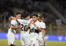 Olimpia se saca de encima a un bravo 2 de Mayo y se afianza en la cima