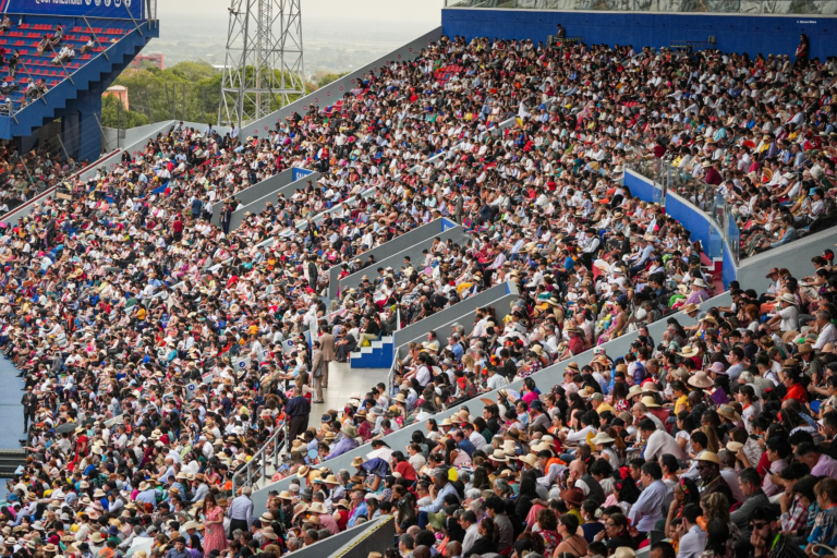 Asamblea de Testigos de Jehová congregó a más de 20.000 personas que movieron unos US$ 4 millones, según Senatur
