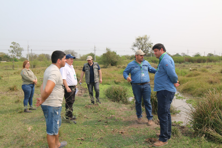 Impulsan proyecto cría de peces en estanque en distritos de Ñeembucú