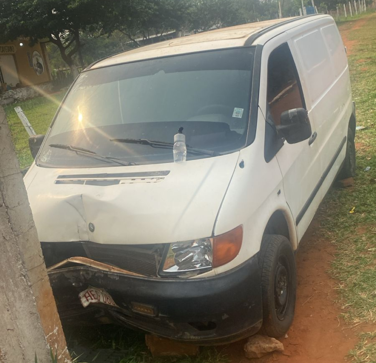 Menor en estado crítico tras ser arrollado por una furgoneta en Capiatá Menor en estado crítico tras ser arrollado por una furgoneta en Capiatá