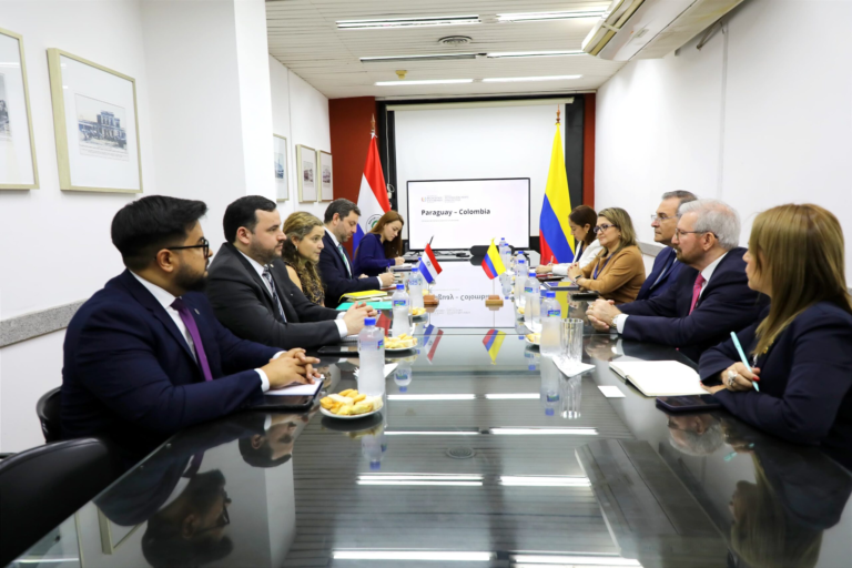 Paraguay y Colombia exploran nuevas oportunidades de inversión