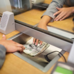 ¿Podría llegar el dólar a G. 8.000? Esta es la proyección de las casas de cambio