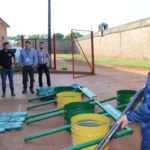 EBY entregó contenedores para residuos a penitenciaría de Encarnación