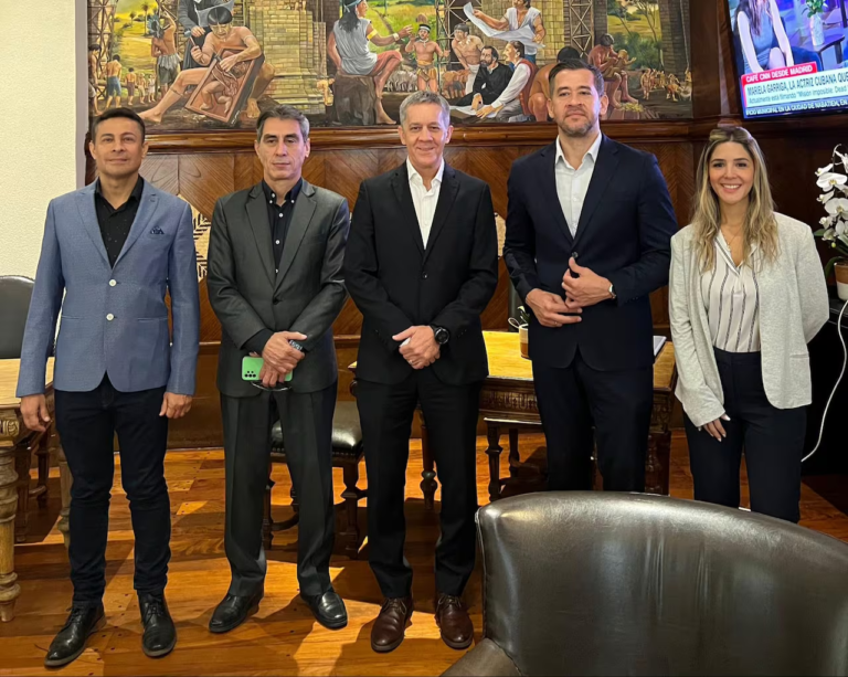 Primer buró de créditos del país buscará avanzar en el crecimiento del sector financiero