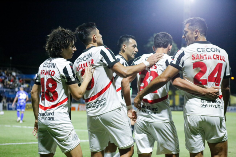 Libertad recupera confianza y avanza en la Copa Paraguay Libertad recupera confianza y avanza en la Copa Paraguay