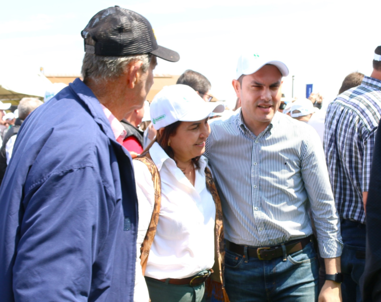 MARATÓNICA JORNADA DE TRABAJO DEL SENADOR HERNÁN RIVAS EN ITAPÚA