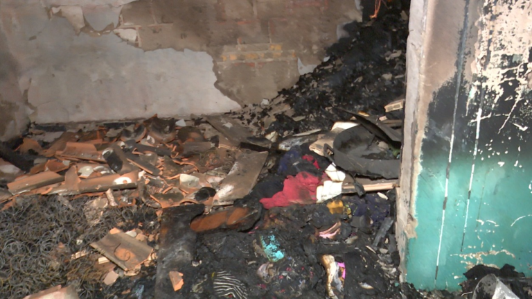 Niño que jugaba con encendedor habría provocado incendio en San Lorenzo