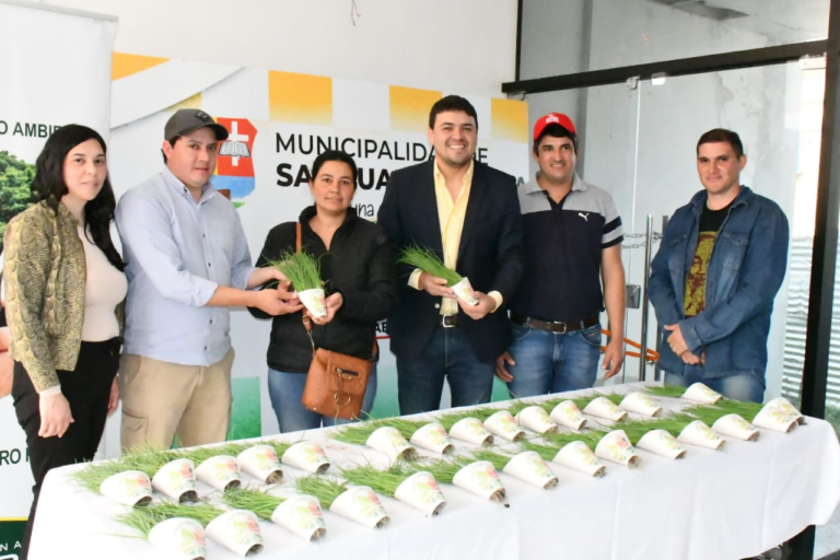 Yacyretá apoya agricultura familiar con entrega de plantines de cebolla en Ñeembucú y Misiones