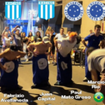 Viral: hinchas de Racing y Cruzeiro jugaron “carrera vosa” en las calles de Asunción