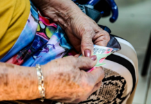 Gracias a la nueva Ley, ya son más de 15 mil adultos mayores beneficiados con la Pensión Universal