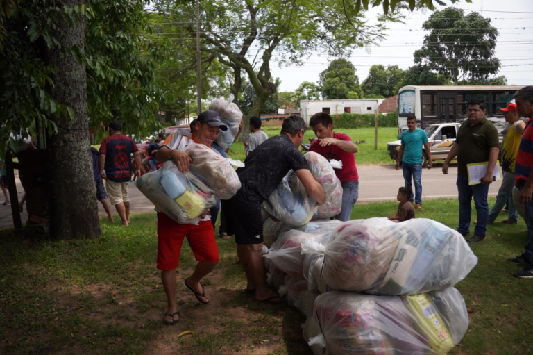 EBY inicia entrega de aporte financiero y víveres a pescadores de Misiones, Itapúa y Ñeembucú