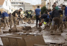 El gobierno no está haciendo nada. Solo la gente joven nos está ayudando: la indignación por la insuficiente ayuda en la tragedia en España