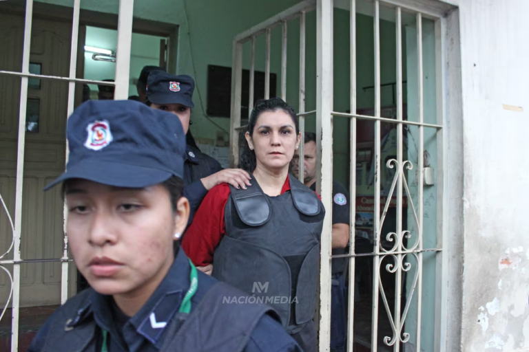 Clan Villalba dejó Argentina tras perder estatus de refugiados políticos, afirma Nimio Cardozo